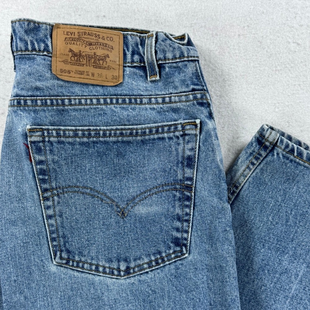 Vintage Levis 505 Mens 38x30 Regular Fit Straight Leg Blue Jeans Made in USA